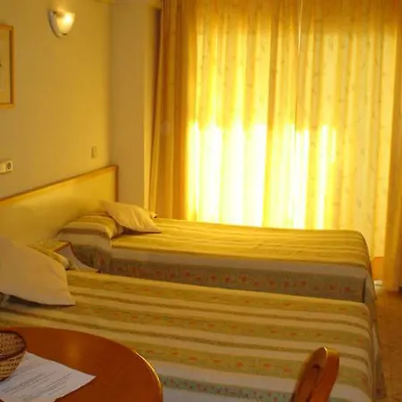 Stella Maris 3* 푸엔히롤라