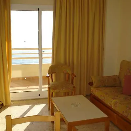 Stella Maris فندق 3*